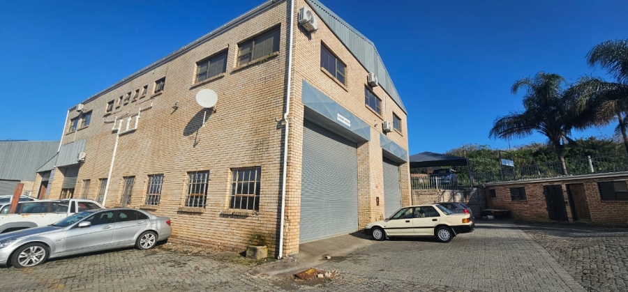 To Let commercial Property for Rent in Beacon Bay Eastern Cape
